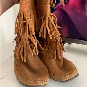 Minnetonka Fringe boots